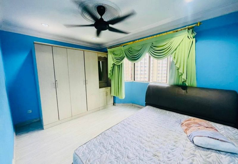 Putra Villa Kondominium