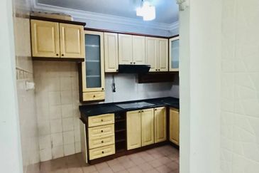 Idaman Sutera Condominium