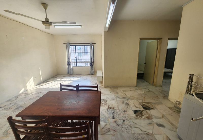 Residensi Warnasari 3