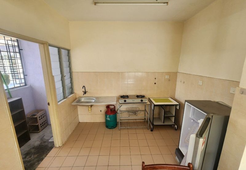 Residensi Warnasari 3