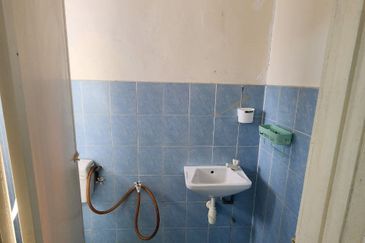 Residensi Warnasari 3