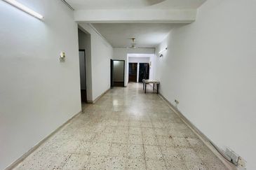 Putri Apartment