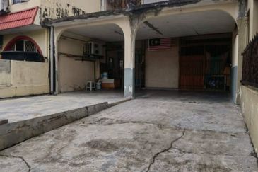 Taman Desa Keramat AU2