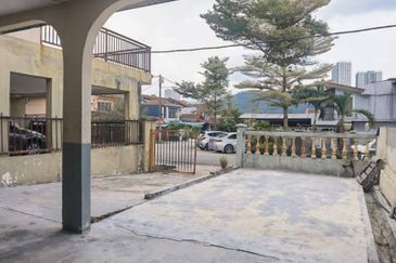 Taman Desa Keramat AU2