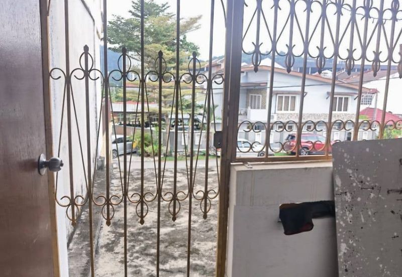 Taman Desa Keramat AU2