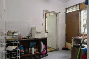 Taman Desa Keramat AU2