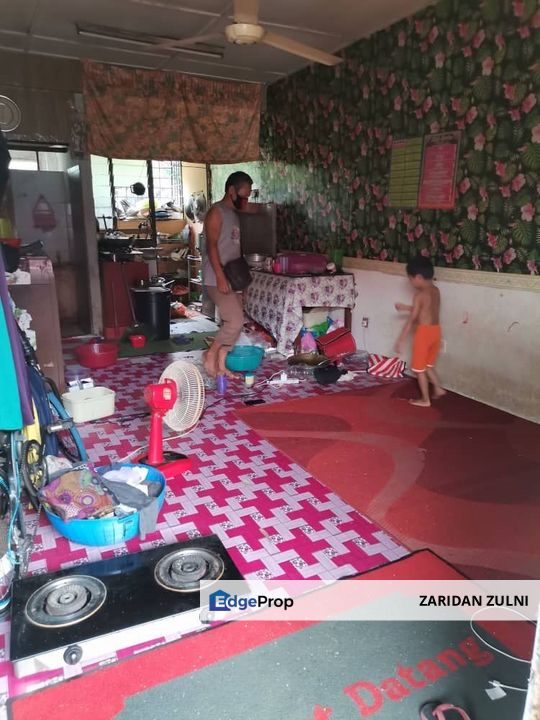 Top Floor Flat Gugusan Kantan, Kota Damansara , Selangor, Petaling Jaya