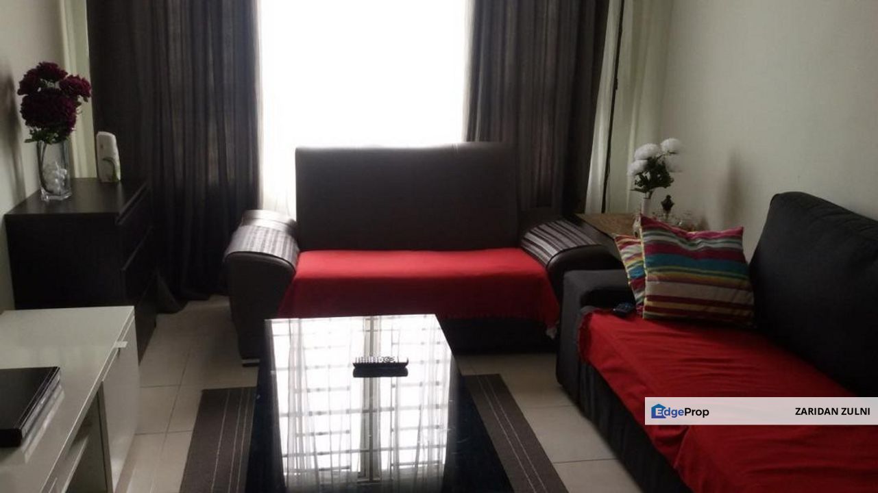 Banjaria Court Facing Garden Entrance , Selangor, Batu Caves 