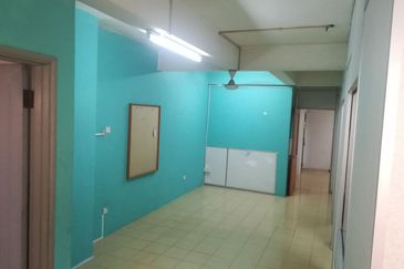 Taman Sri Batu Caves