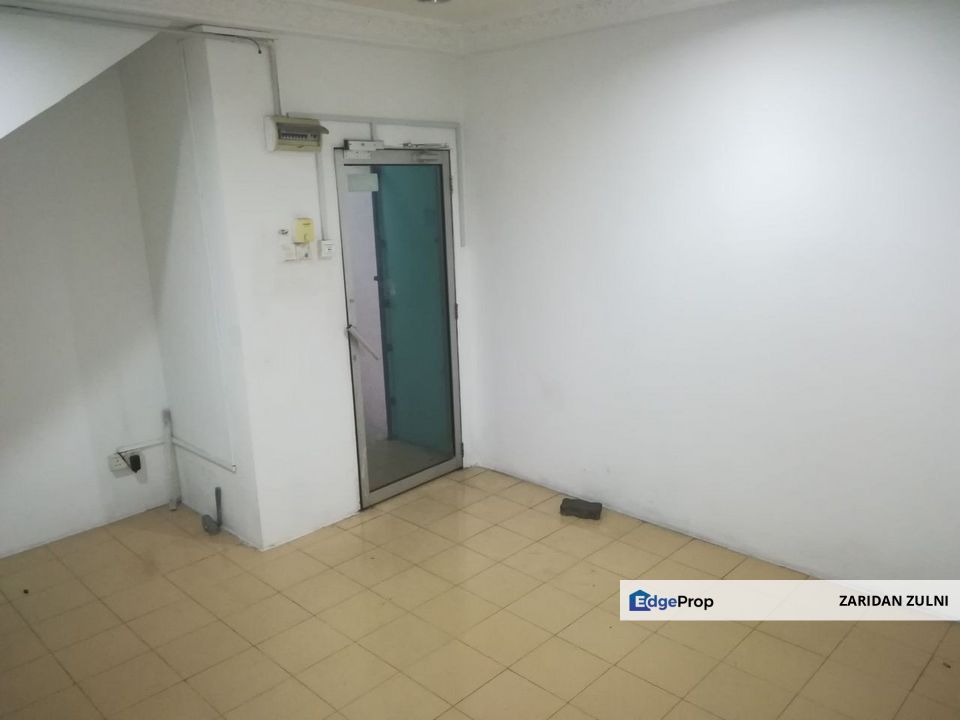 Office SBC 1 Taman Sri Batu Caves, Selangor, Batu Caves 