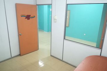 Taman Sri Batu Caves