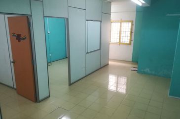 Taman Sri Batu Caves