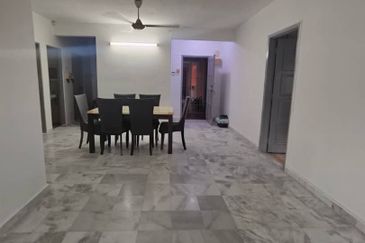 Aman Puri Apartment
