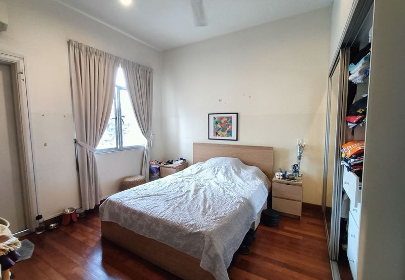 Changkat Kiara Surya