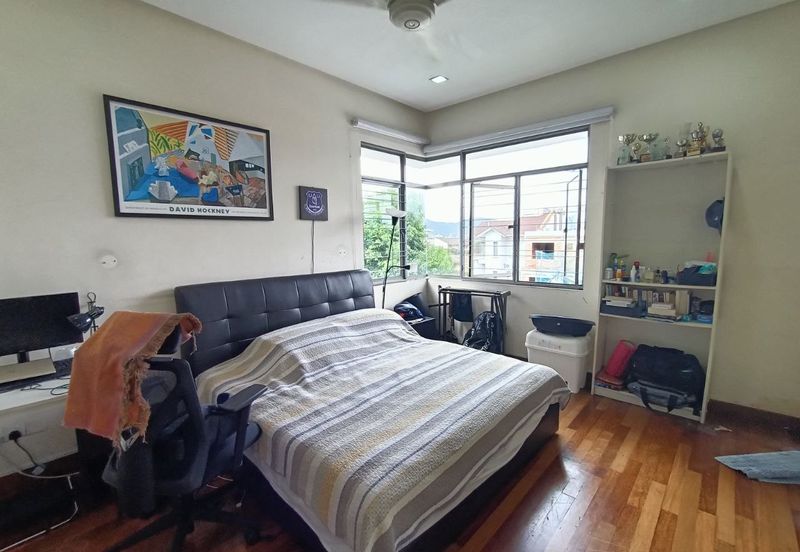 Changkat Kiara Surya