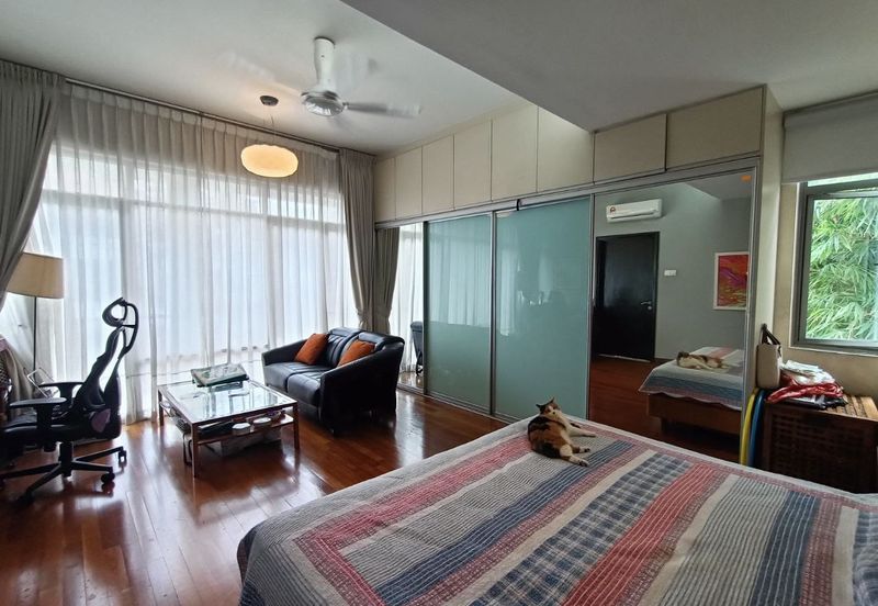 Changkat Kiara Surya