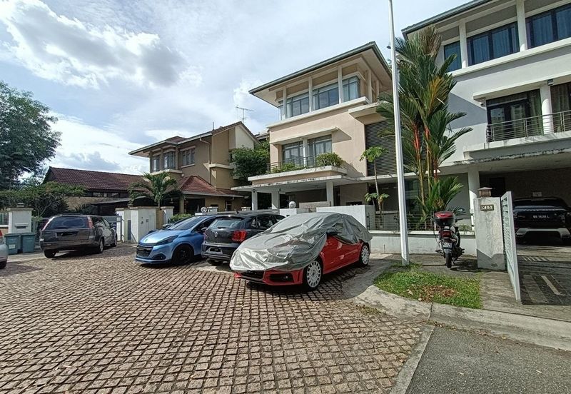 Changkat Kiara Surya