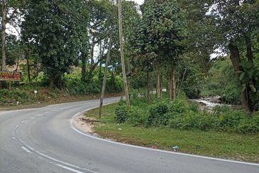 Kampung Sungai Lui