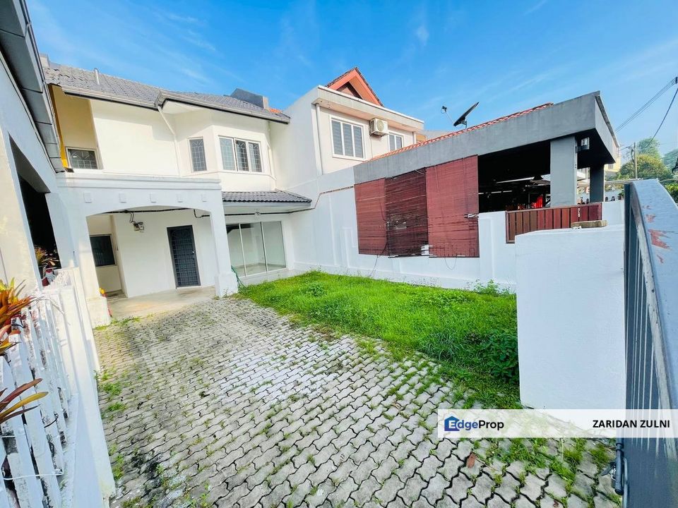 Double Storey Terrace Jalan Cecawi Seksyen 6 Kota Damansara For Sale 