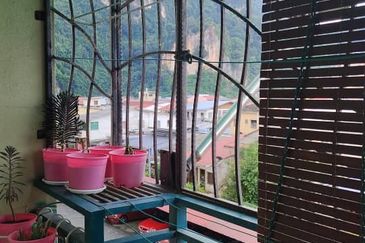 Pangsapuri Saujana Gombak