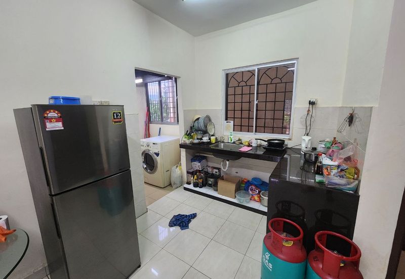 Desa Temenggong Apartment