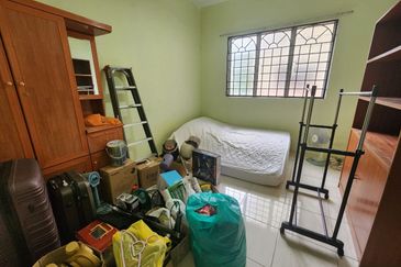 Desa Temenggong Apartment