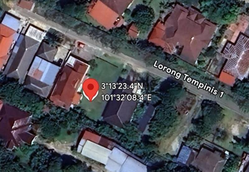 Kampung Sungai Pelong