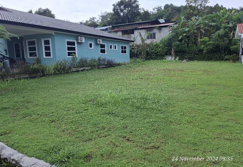 Kampung Sungai Pelong