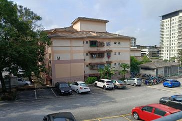 Saujana Apartment