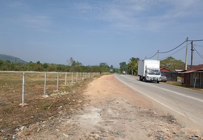 Residential Land with Individual Title in Changlun for Development