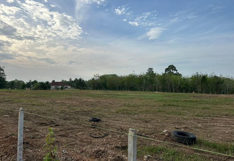 Residential Land with Individual Title in Changlun for Development