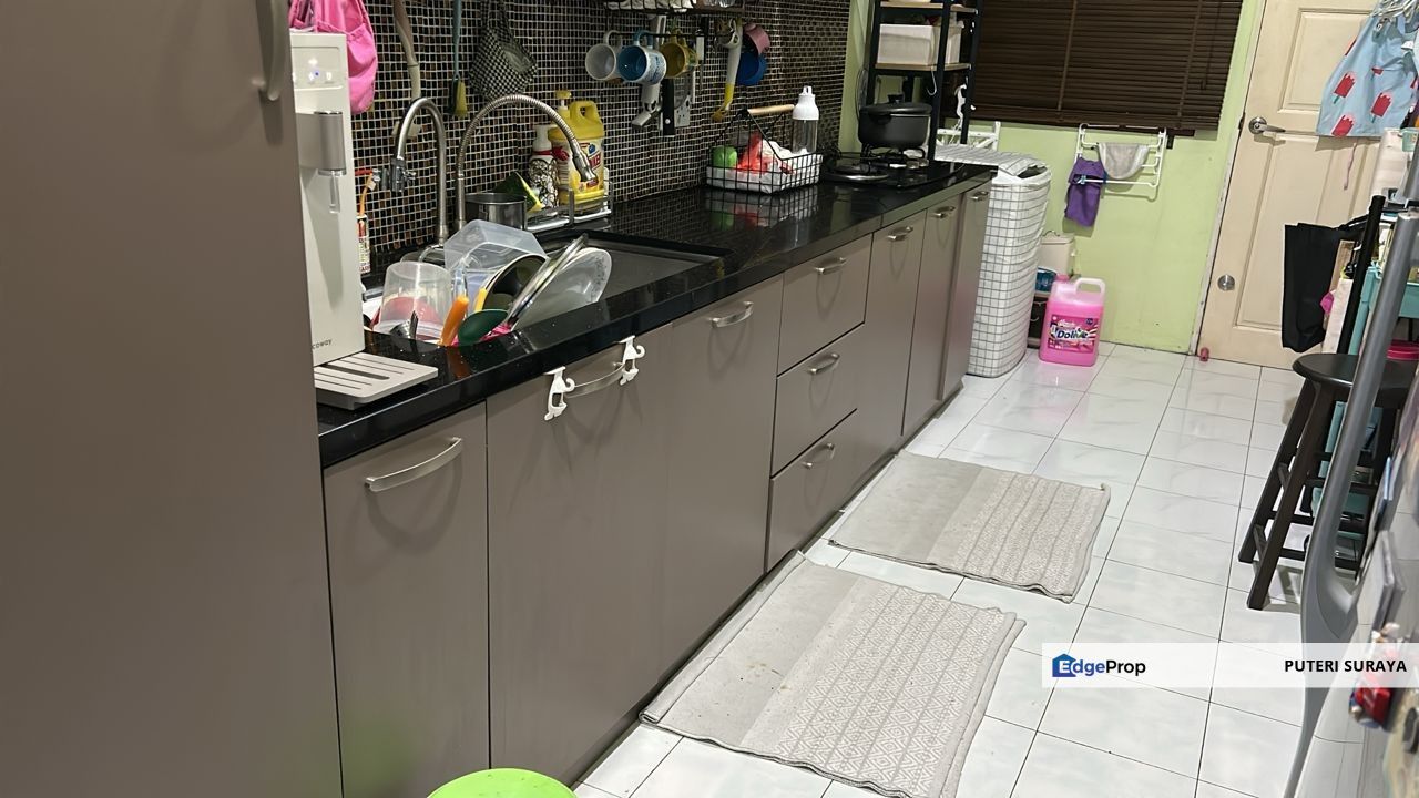 Single Storey Intermediate Terrace  Desa Indah 3, Permyjaya Miri, Sarawak, Sarawak, Miri