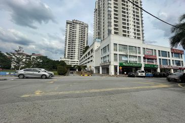 Ampang Putra Residency
