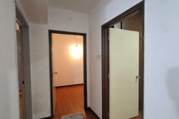 Jalan Puchong Utama 10/7A