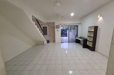 Jalan Puchong Utama 10/7A