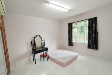 Mon Bisca, Bandar Baru Permas Jaya