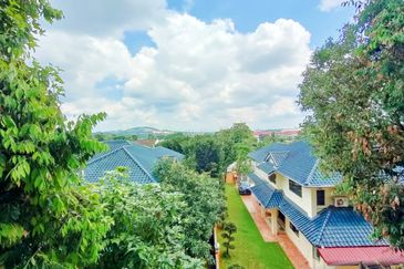 Mon Bisca, Bandar Baru Permas Jaya