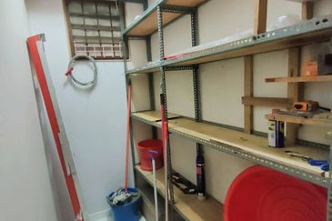 Mon Bisca, Bandar Baru Permas Jaya