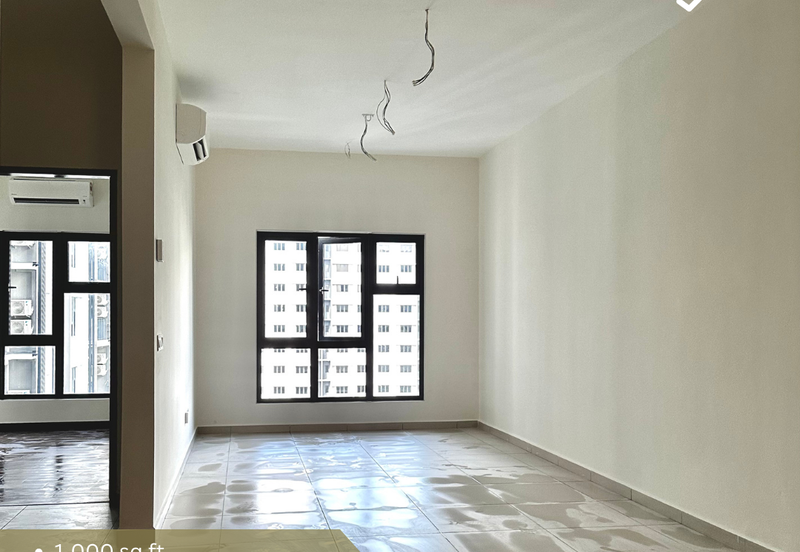 Brand New Corner Unit Completed with Partial Furnished! Embayu Damansara West Subang 2 Condo for SALE!!