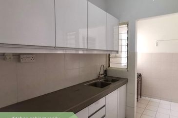 Apartment Teratai, Taman Sutera