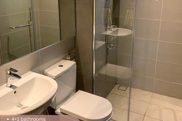 Viana at Elmina Gardens