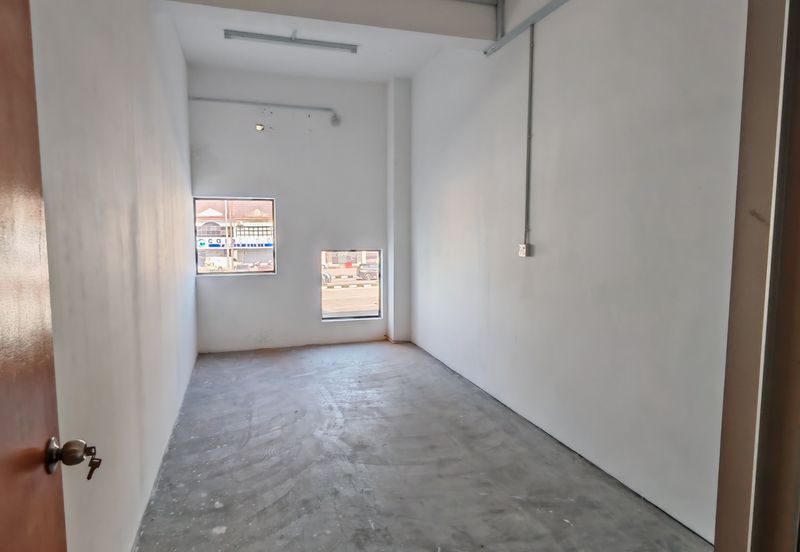 Pengkalan Station 18