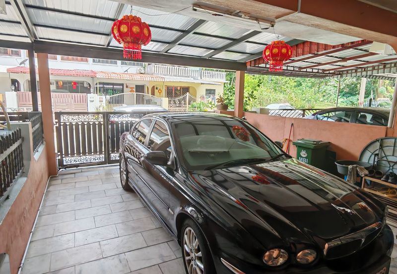 Renovated 2 story house for sale at Tmn Cempaka ipoh 