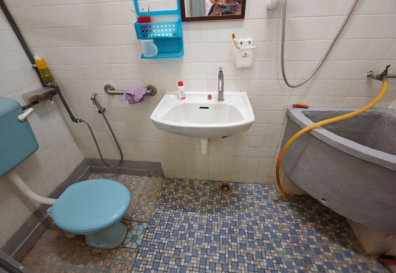 Renovated 2 story house for sale at Tmn Cempaka ipoh 