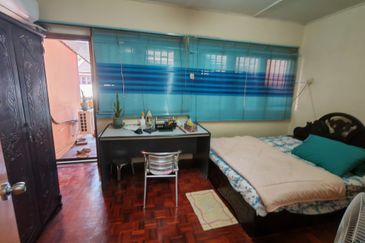 Renovated 2 story house for sale at Tmn Cempaka ipoh 