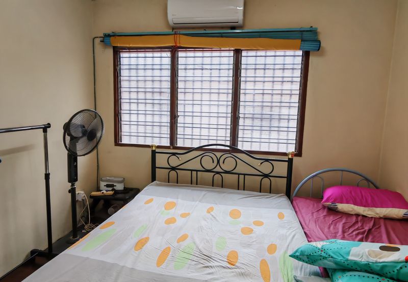 Renovated 2 story house for sale at Tmn Cempaka ipoh 