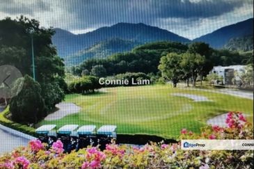 Renovated 2.5 Storey super link house for rent at Meru Valley golf resort Ipoh nt 