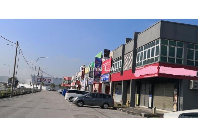 Jalan Pasir Puteh, Station 18