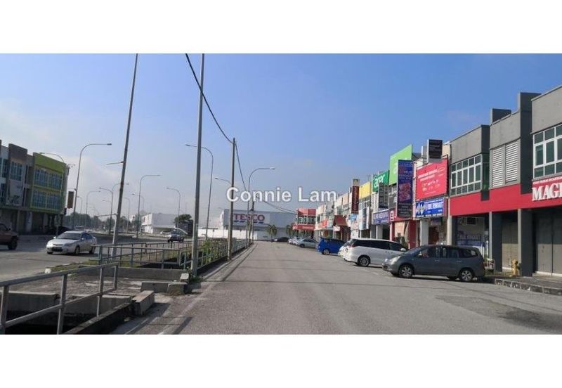 Jalan Pasir Puteh, Station 18