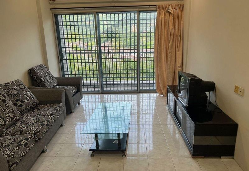 LE COURTS DESA TAMBUN